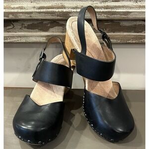 Dansko Thea Black Women's Clogs